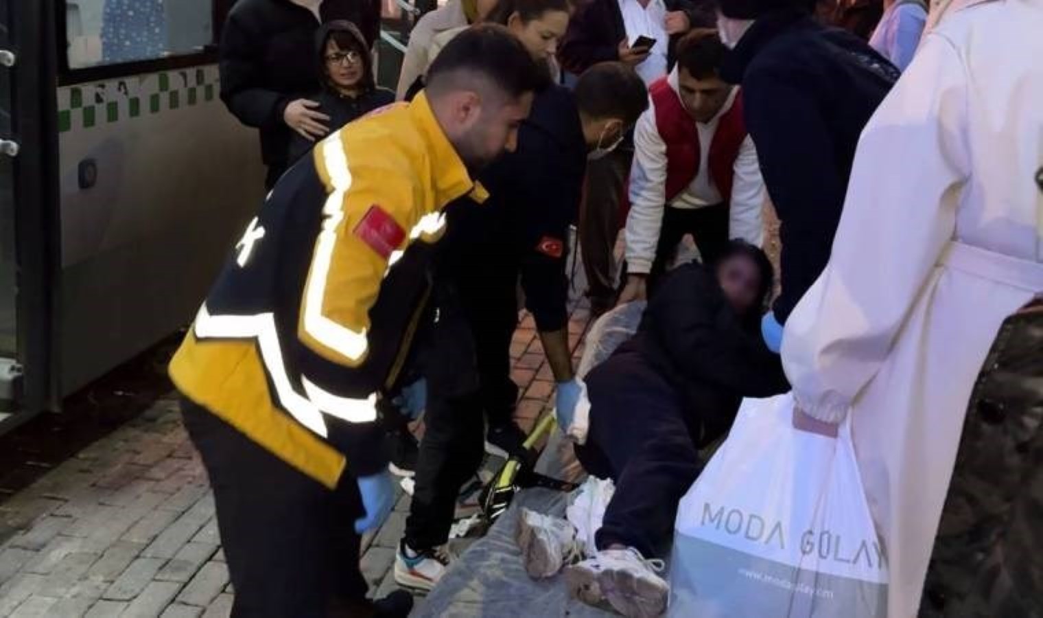 Otobüste kadını bıçaklayan saldırgan yakalandı